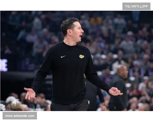 雷迪克赞湖人团队精神 并为里夫斯表现自豪