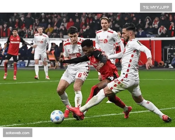 科隆主场迎战柏林联，克瓦斯尼奥克变阵3-4-3求胜